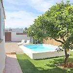 בית נופש Casa Abuelo Miguel *